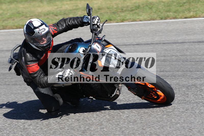 /Archiv-2025/48 25.08.2025 Cornu Master School ADR/blau-bleu/0-3